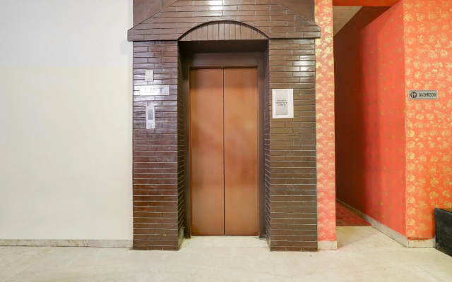 OYO 75804 Hotel J J International