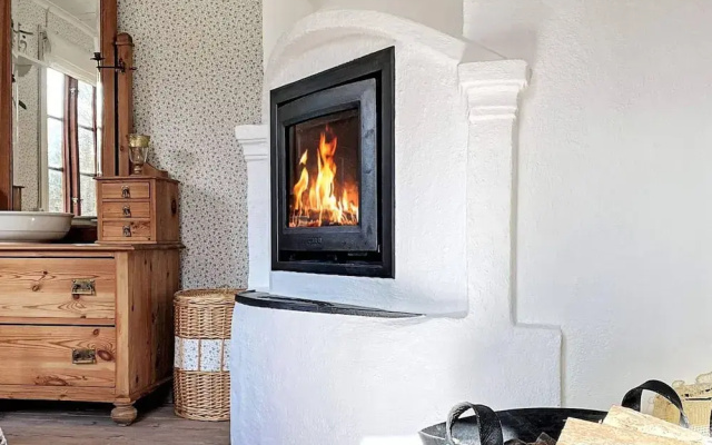 10 Person Holiday Home in Skillingaryd