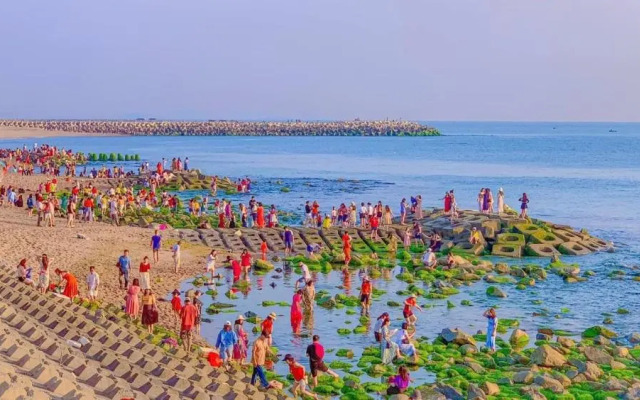 Khách Sạn Nghinh Phong Beach Tuy Hòa