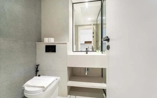Charming new Studio With Pool and gym in Al Furjan