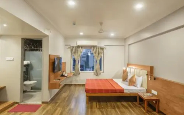 Hotel Opal