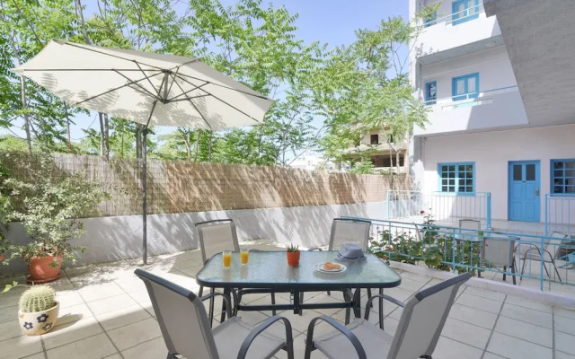 Spacious One Bedroom Apt With Lovely Mountain View