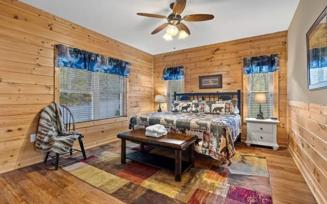 Hickory Hollow Lodge