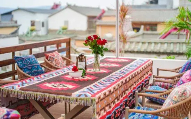Chenxi Homestay (Jianshui Ancient Town)
