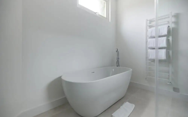 The Hammersmith Nest Lovely 3bdr Flat With Parking Patio