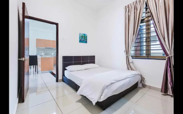 3 Bedroom Apartment Palazio