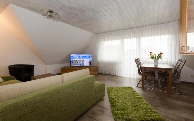 Ferienwohnung Haus zum Seehund mit Pool