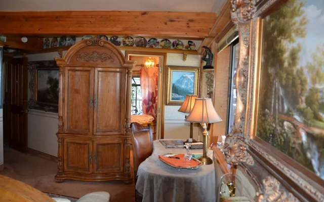 Where Eagles Fly Bed & Breakfast