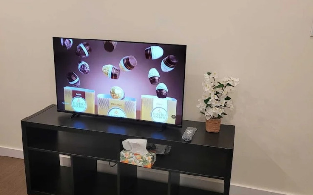 Gorgeous Beacon Heights 2 Bedrooms Apartment