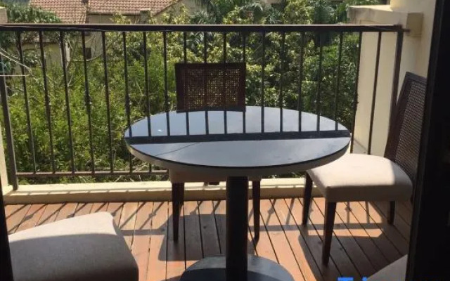 Sanya Forest Coast Pool Resort