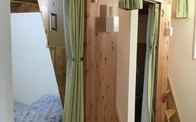 Itoshima guesthouse & backpackers TOMO - Hostel