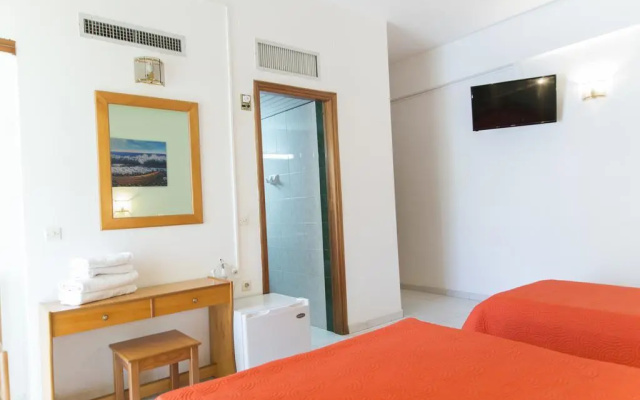 Athina Hotel