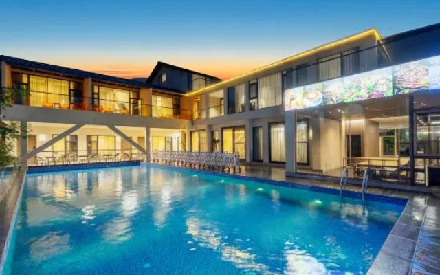 Muyang Qichi Lakeside Vacation Apartment