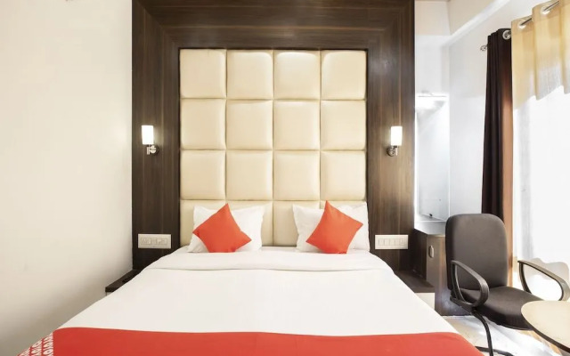 OYO Townhouse 432 Mangal Residency