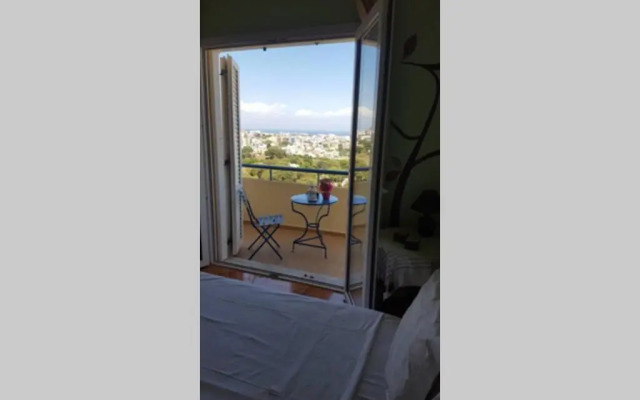 Villa Clio, Incredi..Blue view of Mediterranean