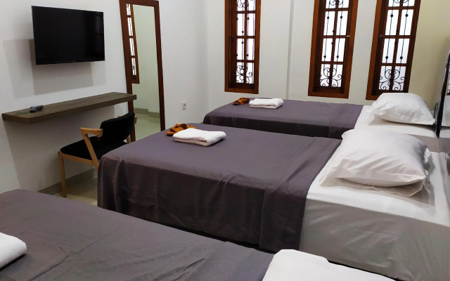 Hotel Radyoharto
