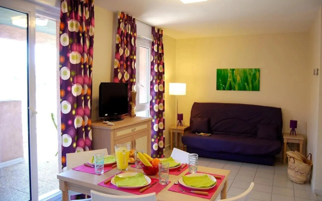 Spacious Coastal Retreat for 6