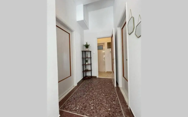 PANOS ROOMS Modern 3-Bedroom apartment