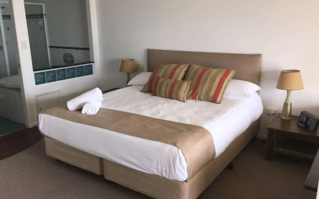Coral Cove Resort
