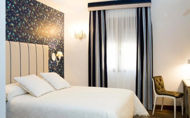 Hotel Hierbaluisa