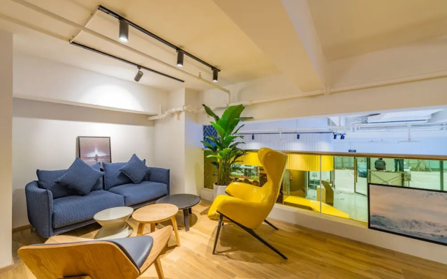 Rezen Sunbow Hotel