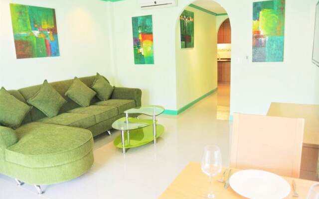 Отель Corner 1 Bedroom Condo Паттайя