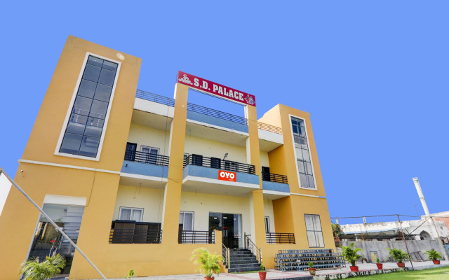 Hotel O S D Palace