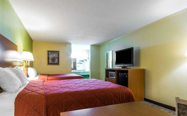 Econo Lodge Franklin South