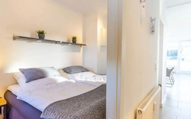 2-room Luxury Apartment