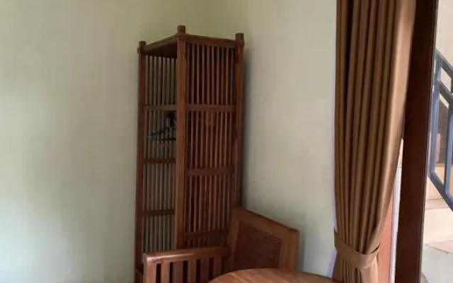 Lilir House