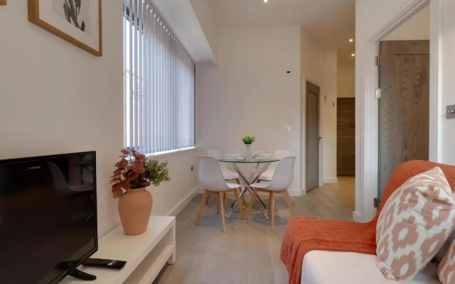Stunning 1-Bed Deluxe Apartment in Slough