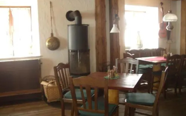 Tiroler Landgasthaus Besenkammerl