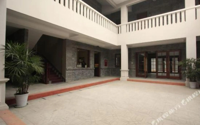 Mansion   Inn.