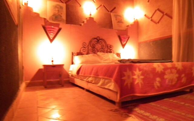 Отель Kasbah hôtel Erg Chebbi Марокко, Мерзуга - отзывы, цены и фото номеров - забронировать отель Kasbah hôtel Erg Chebbi онлайн