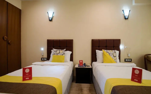 Super OYO Townhouse 282 Golf Course Road Gurgaon Near Appu Ghar