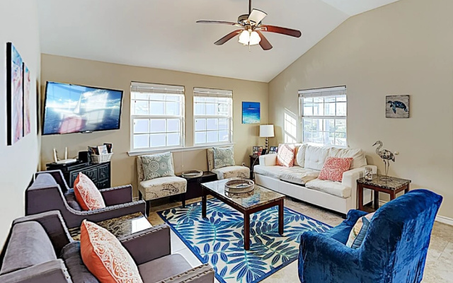 103vivie 3 Bedroom Home
