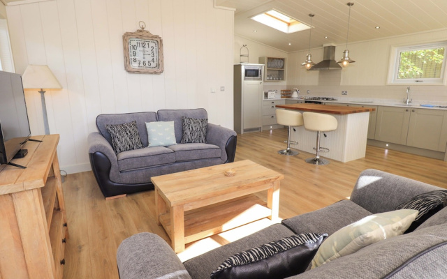 Kingfisher Lodge