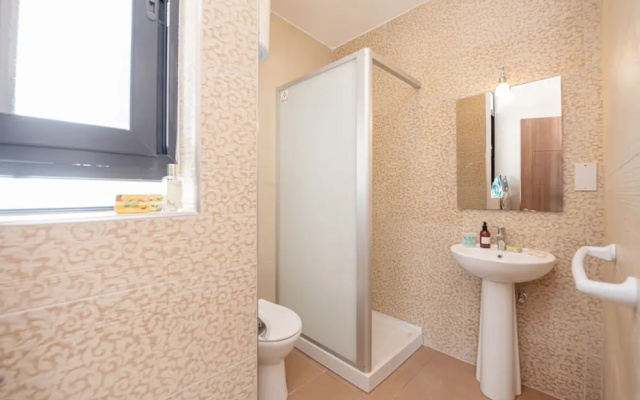 Harbour Lights Seafront Penthouse by Getaways Malta
