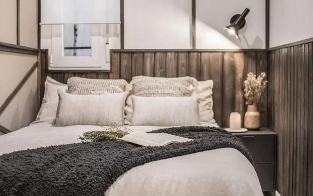 Pedra - 4 Bedrooms in Trafalgar