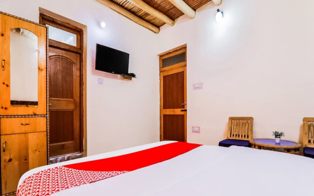 OYO 14359 The Mir Villa