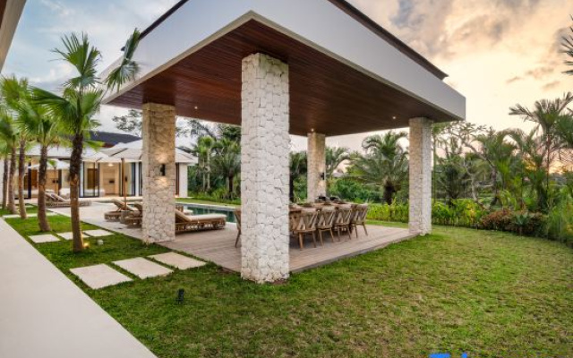 Villa Leonard by BaliSuperHost