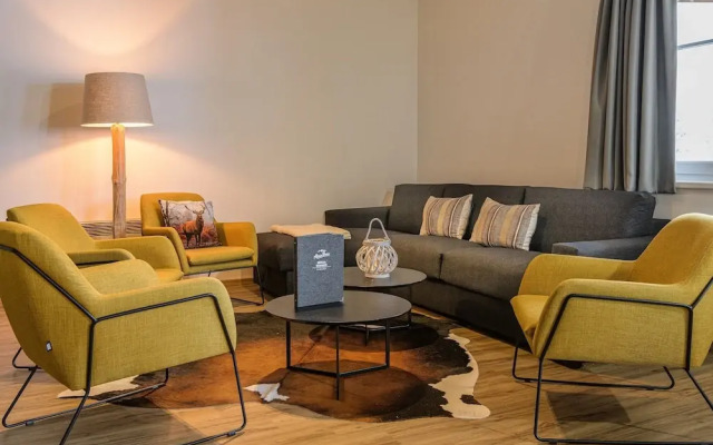 Beautiful Apartment in Viehhofen With hot tub