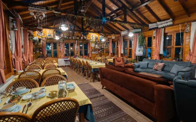 Doga Kosku Abant Bungalow Evleri
