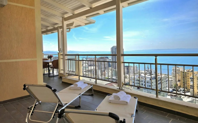 Hill Apartment With Sea View in Durres