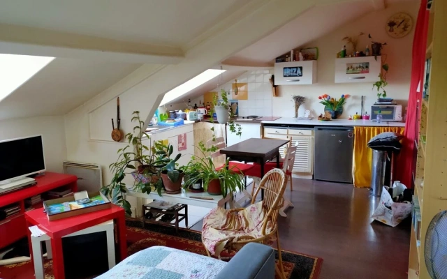 2 rooms flat Clichy Levallois