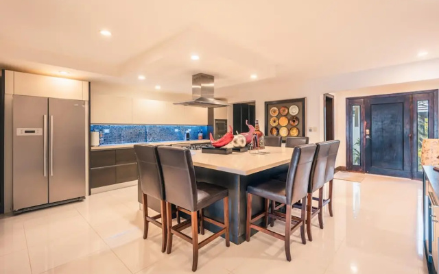Townhouse With Ocean View Puerto Bahia P5