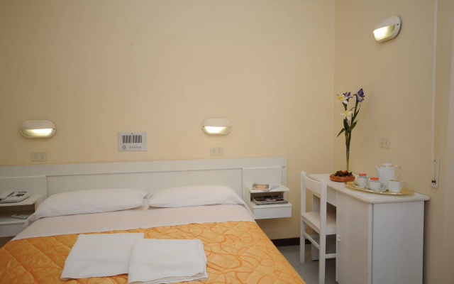 Hotel Iris