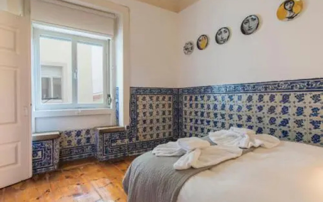 Lovelystay - Chiado 2 Bedroom Charm!
