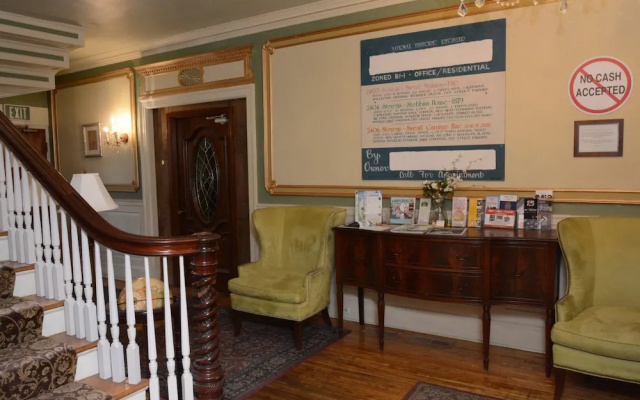 Minneapolis International Hostel