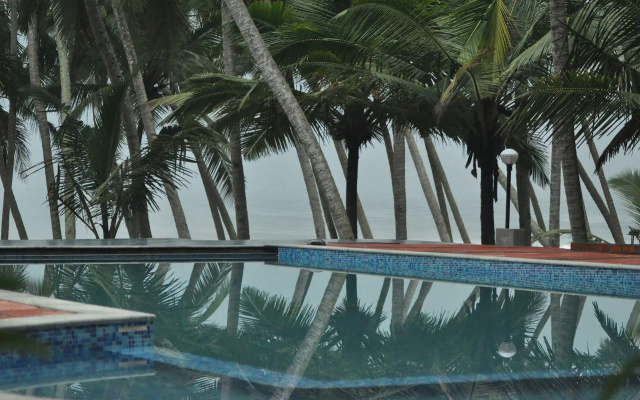 Palmleaves Beach Resort